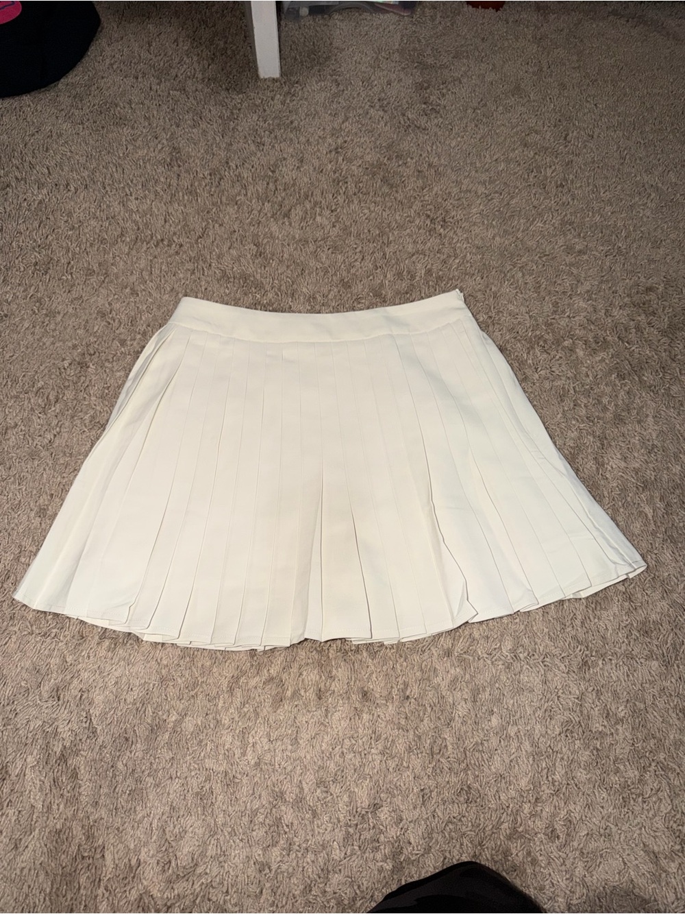 Commense pleated skirt - small (NWOT)